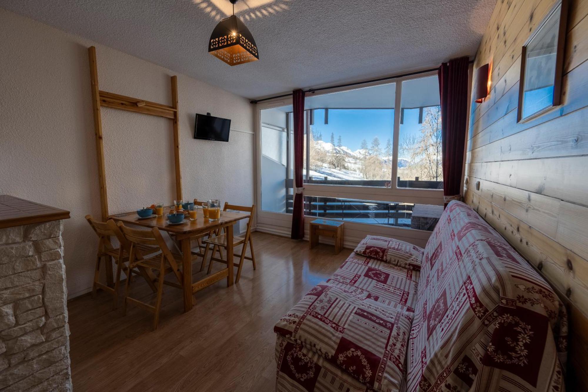 Doux Crepuscule - Au Bord Des Pistes - Parking Apartment Enchastrayes Ngoại thất bức ảnh